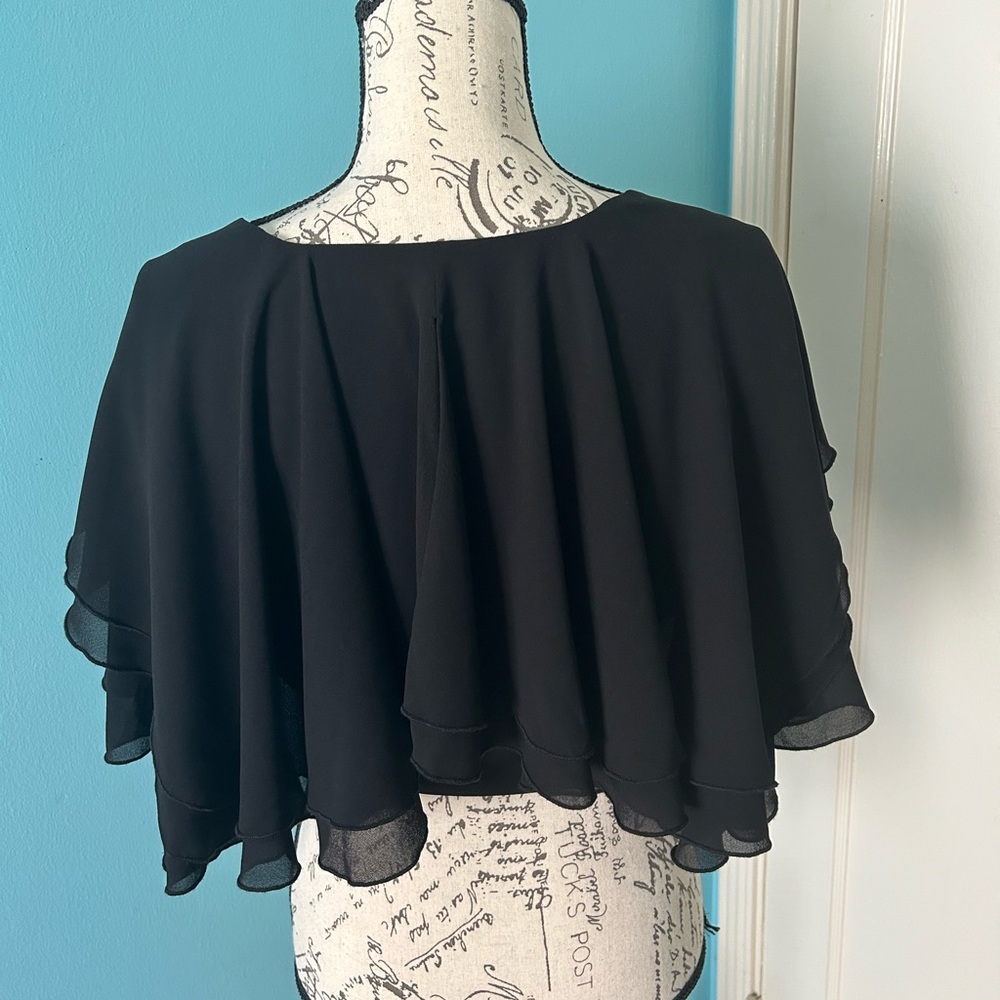 Nasty Gal Ruffle Top - Picture 3 of 8